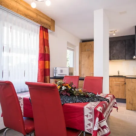 ハウス フローラルプ ツェルマット