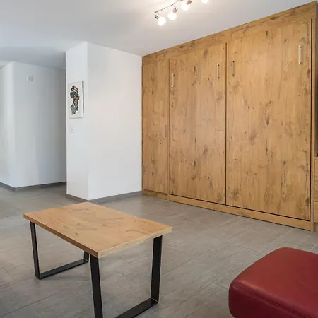 Haus Floralp צרמט